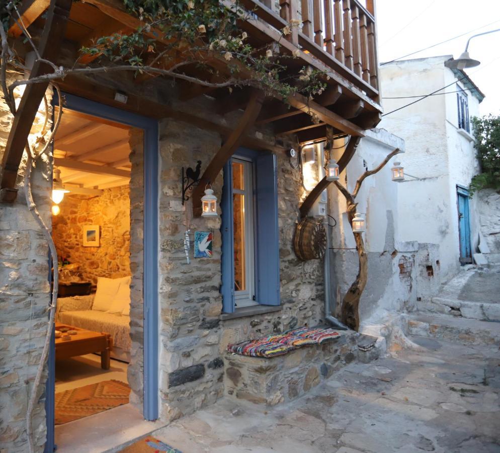 Villea Seaview Apartments Skopelos Town Exterior photo